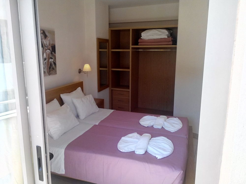 Maria Apartments Agia Pelagia Exteriör bild