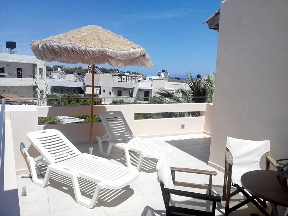 Maria Apartments Agia Pelagia Exteriör bild